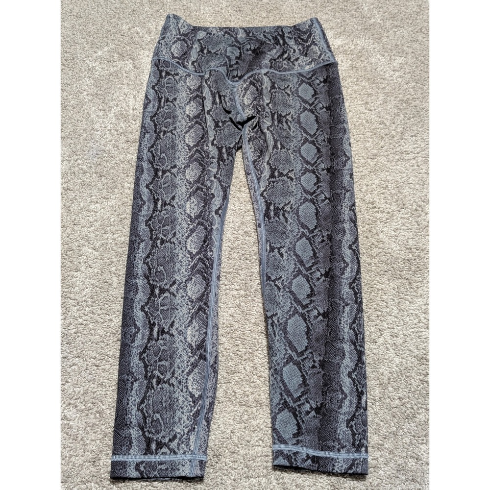 Victoria Secret On Point Live Snake Print Leggings Cropped Capris Activewear M